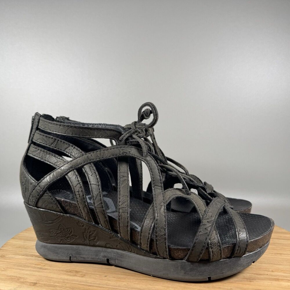 OTBT Black Strappy Wedge Sandals